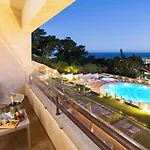 Four Points By Sheraton 호텔 4*