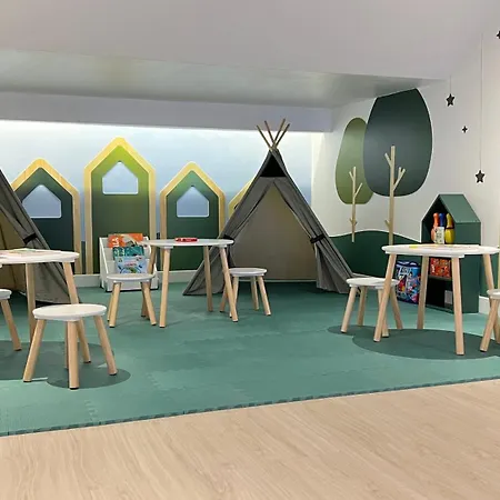 فندق Four Points By Sheraton 4*