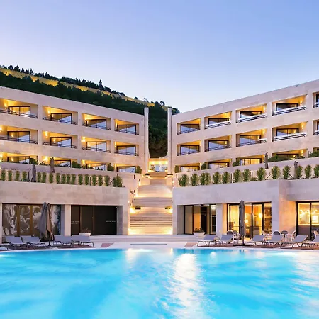 Four Points By Sheraton سيسيمبرا