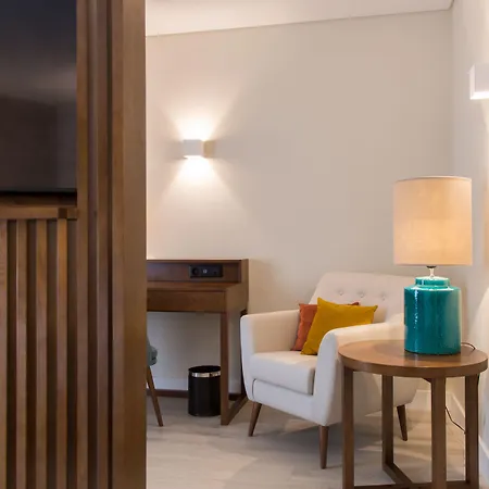 Four Points By Sheraton Hotel 4*