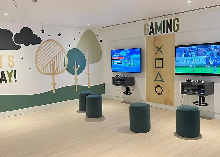 Four Points By Sheraton Hotel