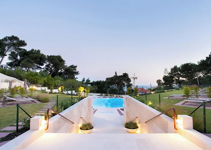 Four Points By Sheraton Hotel 4*